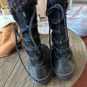 Sorel Black Lace Up Boots